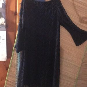 WALLFLOWER NAVY LINED Dress/. lace detail /L/ euc/ navy blue/ Lacey beauty 💐💐